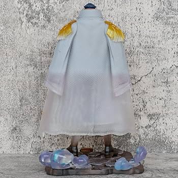 Amazon.co.jp: ワンピースシリュウアニメフィギュア-30cm 黒ひげ海賊団